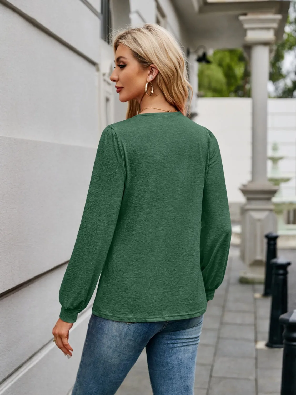 Classic Calling V Neck Long Sleeve Tee