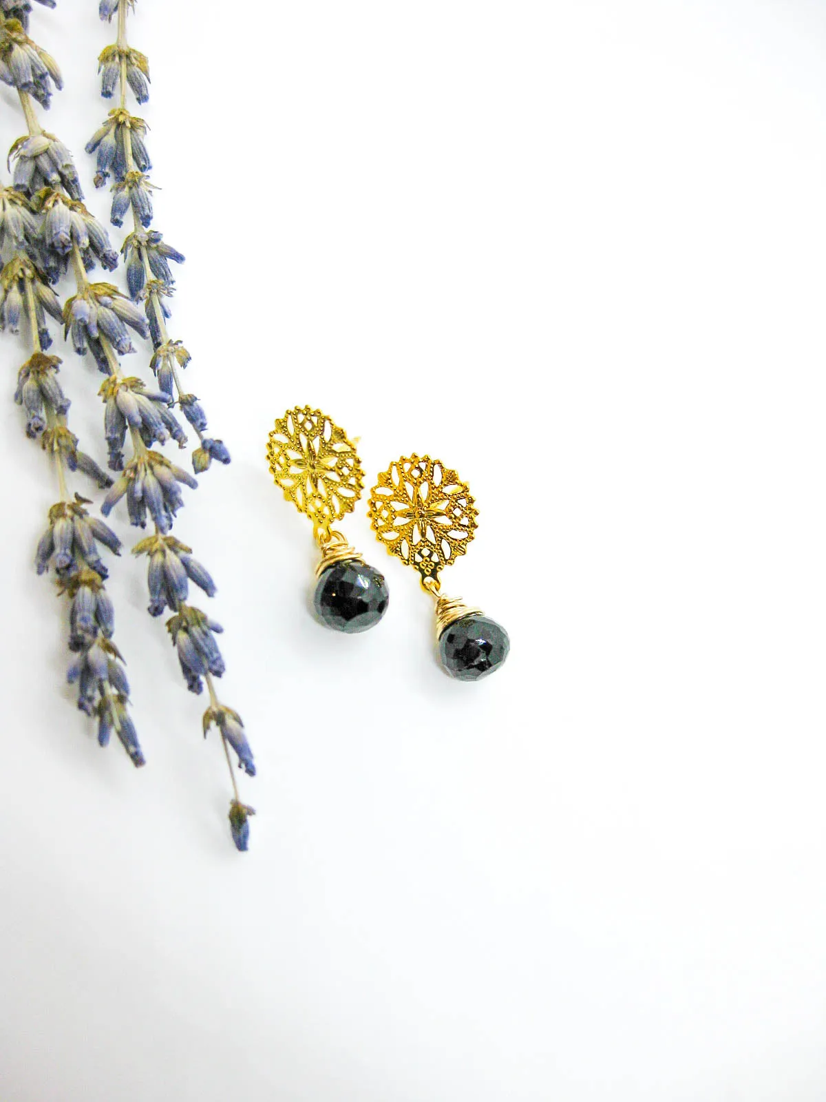 Jonquil: Black Spinel Earrings - e636