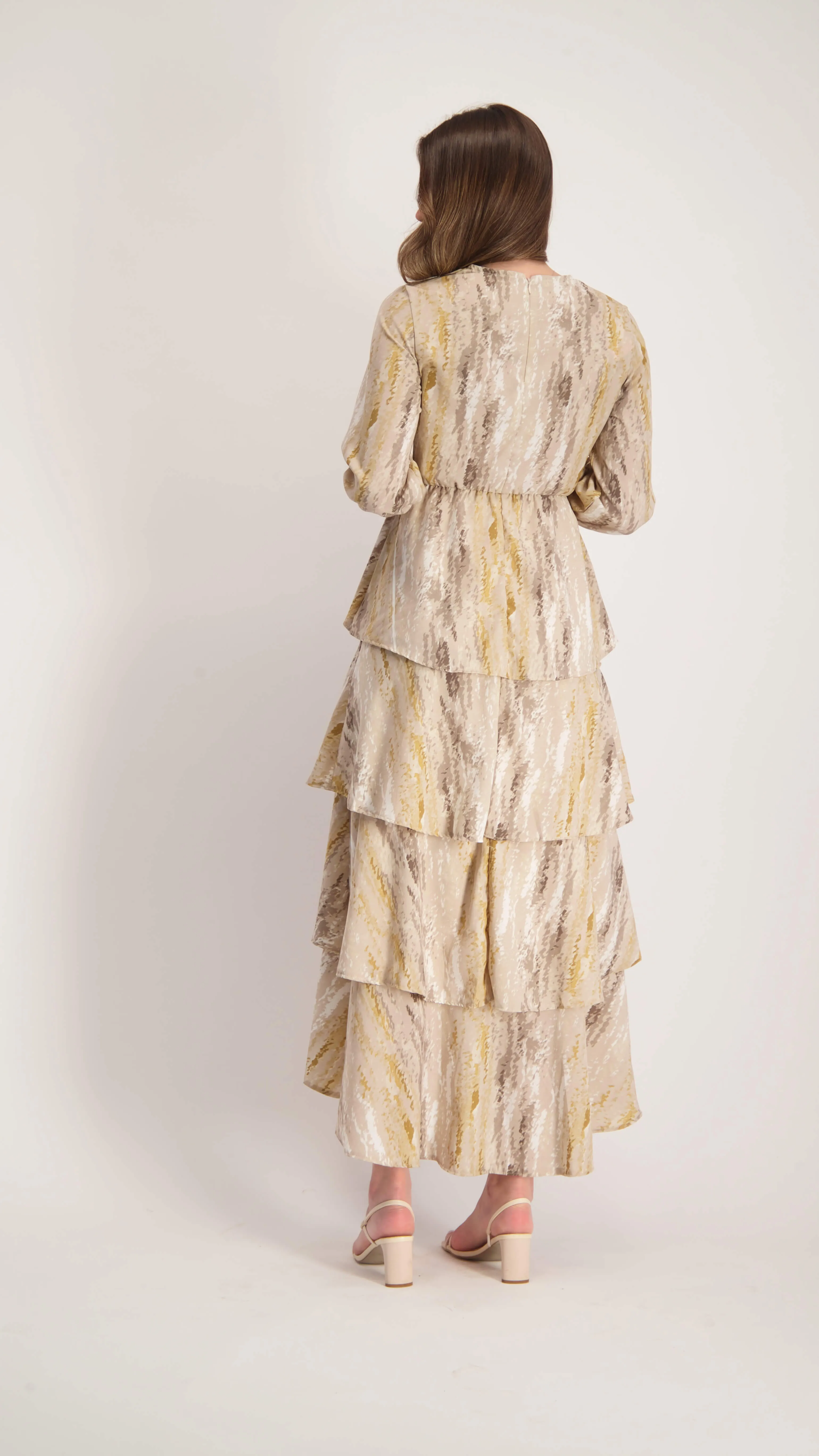 Ruffle Layers Dress / Beige Tie Dye