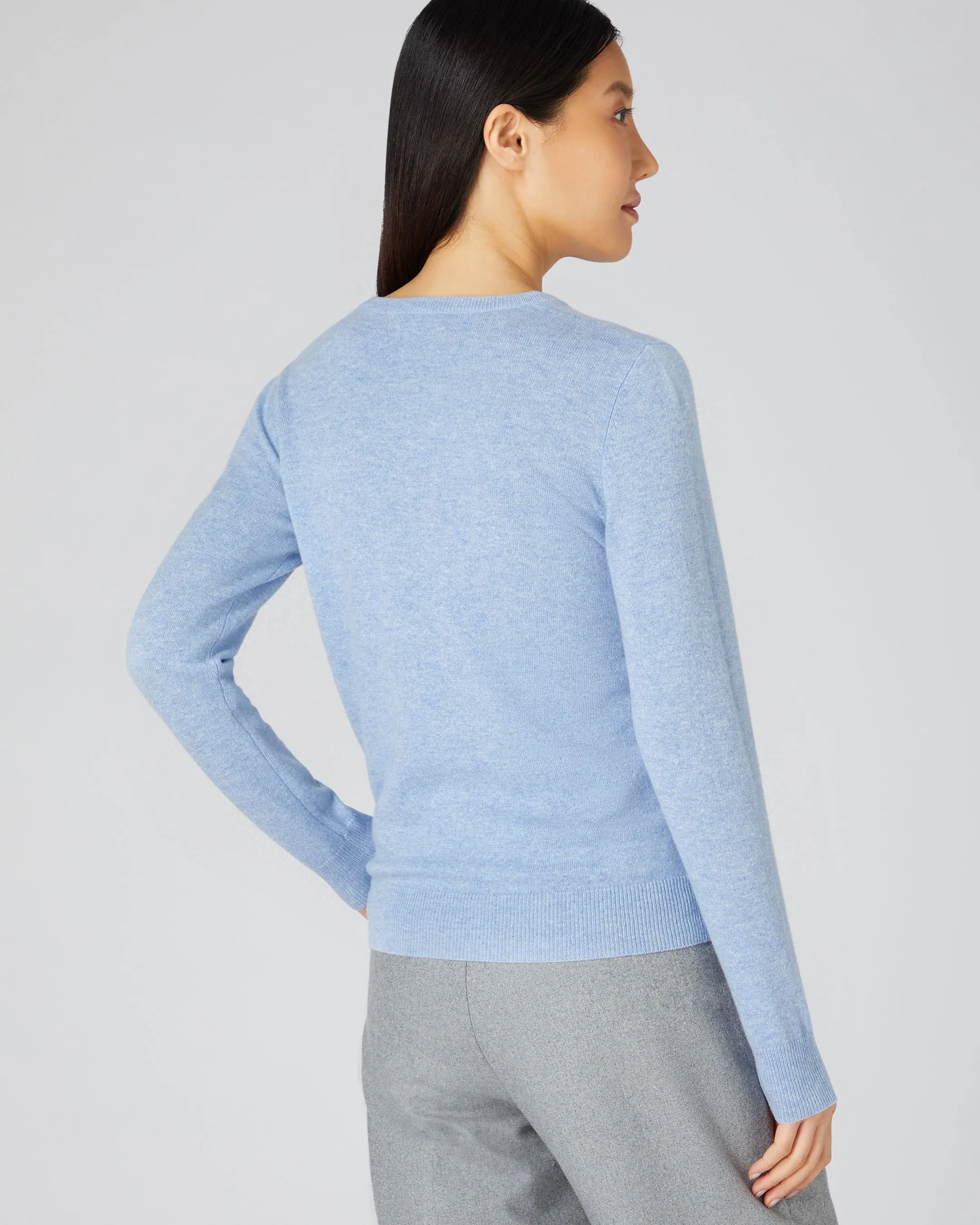 Women's Evie Classic Round Neck Cashmere Sweater Cornflower Blue